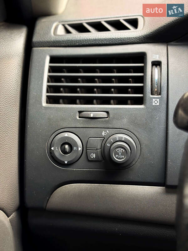 Седан Chevrolet Epica 2007 в Черновцах