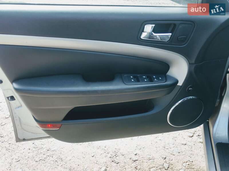 Седан Chevrolet Epica 2007 в Городку