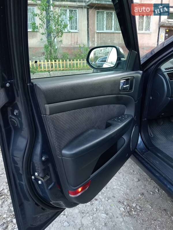 Седан Chevrolet Epica 2007 в Кривому Розі