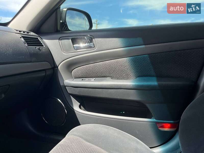 Седан Chevrolet Epica 2009 в Львові