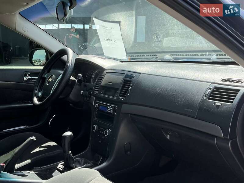 Седан Chevrolet Epica 2009 в Львові