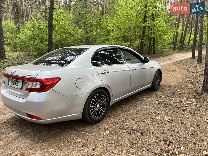 Седан Chevrolet Epica 2011 в Києві