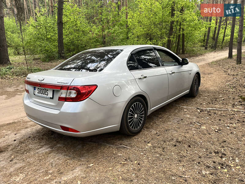 Седан Chevrolet Epica 2011 в Києві