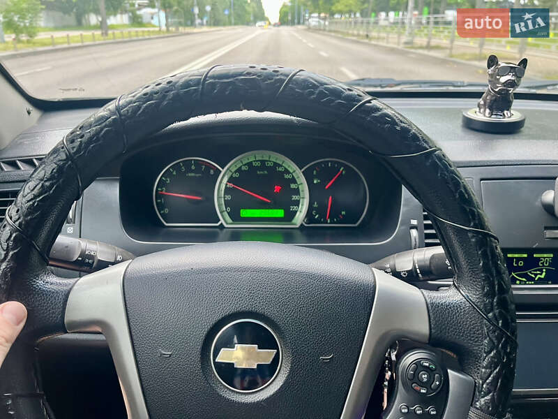 Седан Chevrolet Epica 2007 в Києві