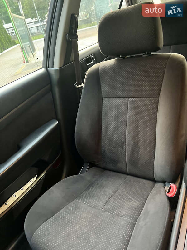 Седан Chevrolet Epica 2011 в Києві