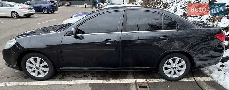 Седан Chevrolet Epica 2008 в Киеве