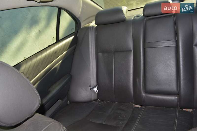 Седан Chevrolet Epica 2007 в Николаеве