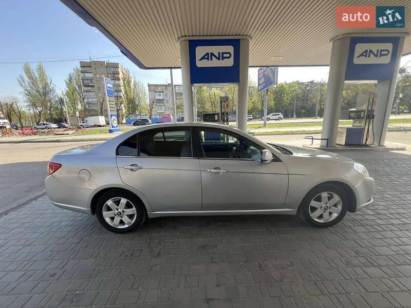 Седан Chevrolet Epica 2007 в Николаеве