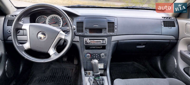 Седан Chevrolet Epica 2008 в Каменском