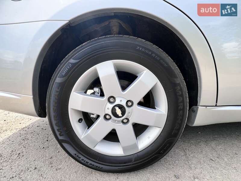 Седан Chevrolet Epica 2007 в Умані