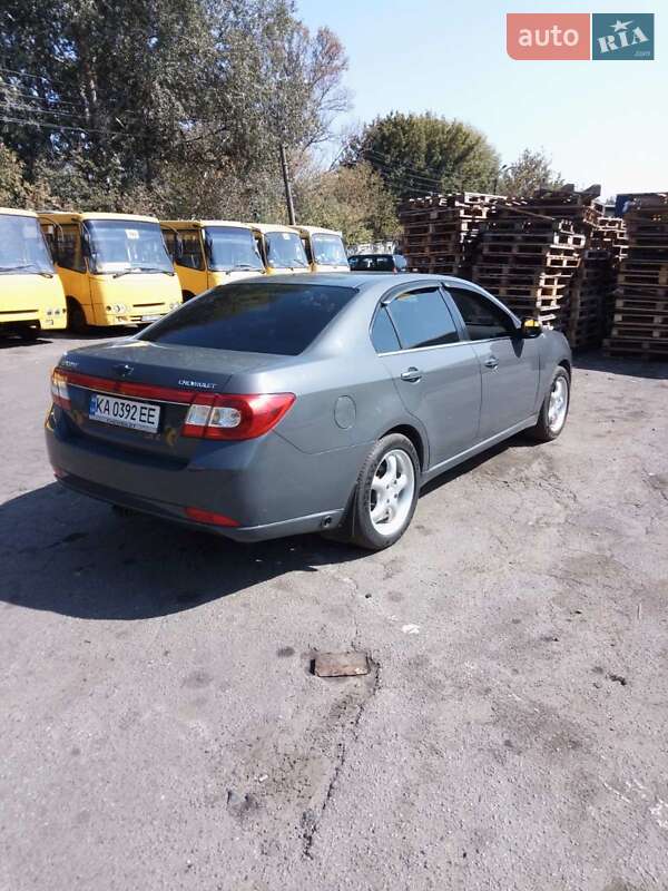 Седан Chevrolet Epica 2011 в Києві