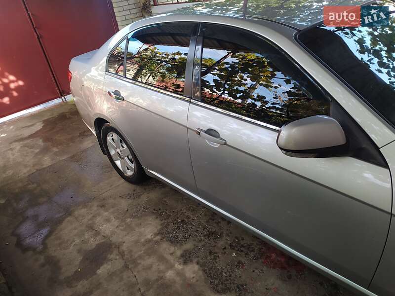 Седан Chevrolet Epica 2008 в Житомирі