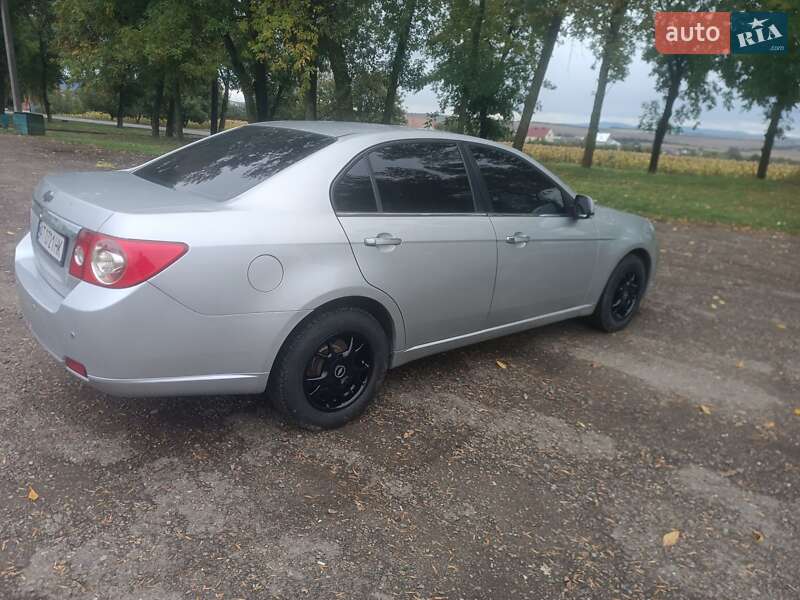 Седан Chevrolet Epica 2008 в Чернівцях
