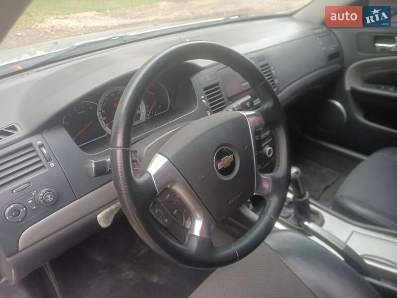 Седан Chevrolet Epica 2008 в Чернівцях
