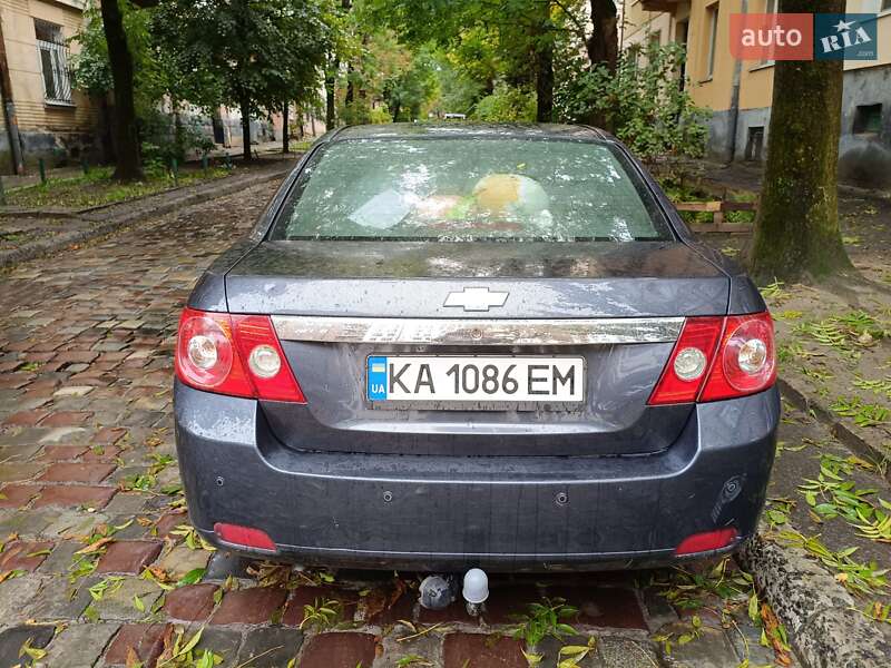 Седан Chevrolet Epica 2006 в Львове