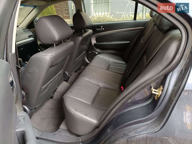 Седан Chevrolet Epica 2006 в Львове