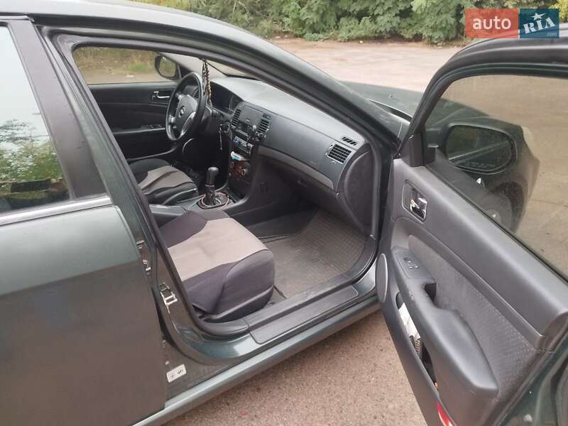 Седан Chevrolet Epica 2008 в Кривому Розі