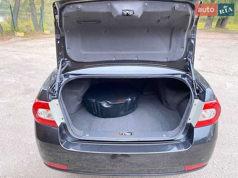 Седан Chevrolet Epica 2008 в Прилуках