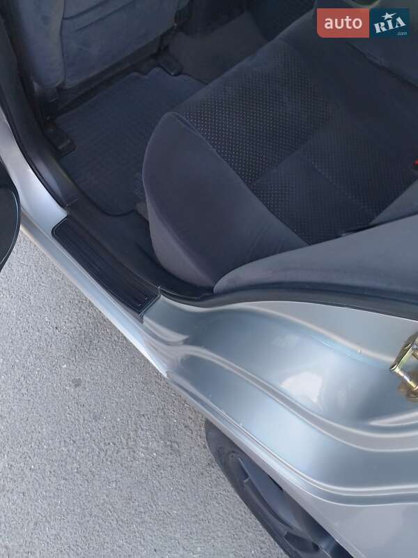 Седан Chevrolet Epica 2006 в Запоріжжі