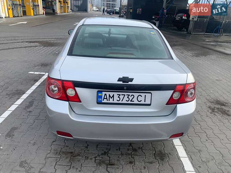Седан Chevrolet Epica 2007 в Киеве