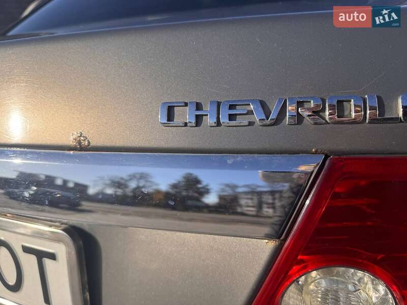 Седан Chevrolet Epica 2008 в Киеве