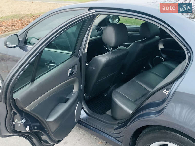 Седан Chevrolet Epica 2008 в Горишних Плавнях