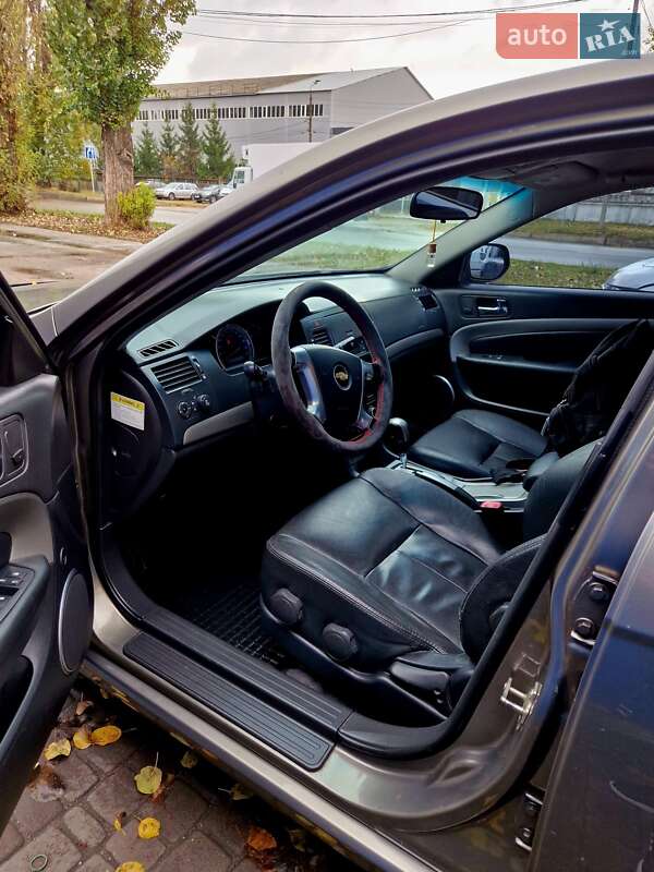 Седан Chevrolet Epica 2008 в Броварах