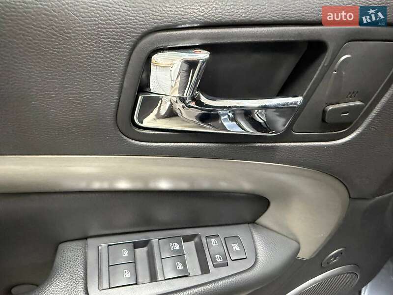 Седан Chevrolet Epica 2008 в Киеве фото 16 Седан Chevrolet Epica 2008 в Киеве