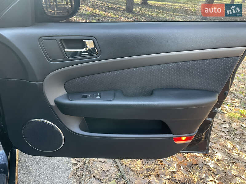 Седан Chevrolet Epica 2008 в Киеве фото 48 Седан Chevrolet Epica 2008 в Киеве