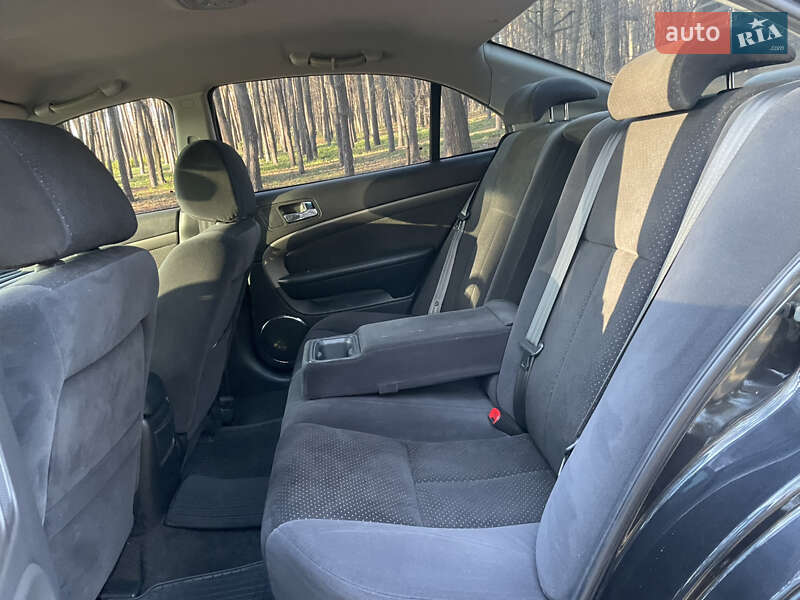 Седан Chevrolet Epica 2008 в Киеве фото 58 Седан Chevrolet Epica 2008 в Киеве