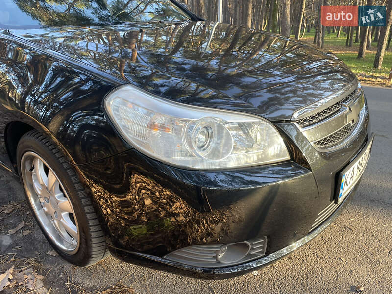 Седан Chevrolet Epica 2008 в Киеве фото 89 Седан Chevrolet Epica 2008 в Киеве