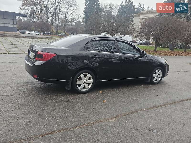 Седан Chevrolet Epica 2007 в Києві