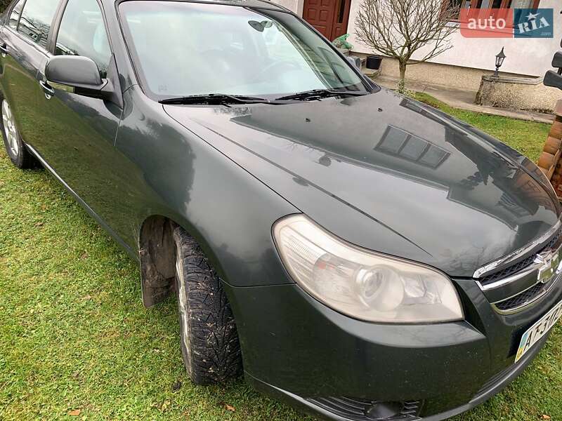 Седан Chevrolet Epica 2008 в Львові