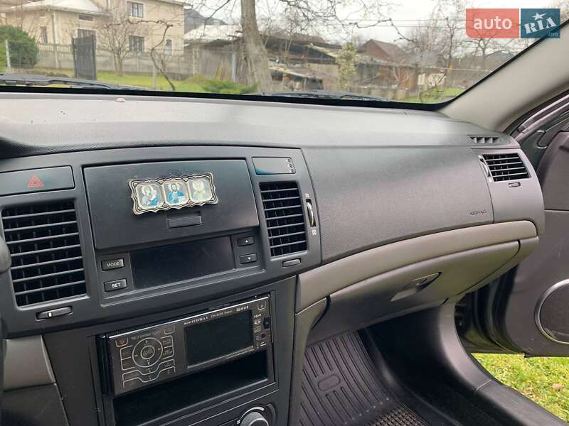 Седан Chevrolet Epica 2008 в Львові