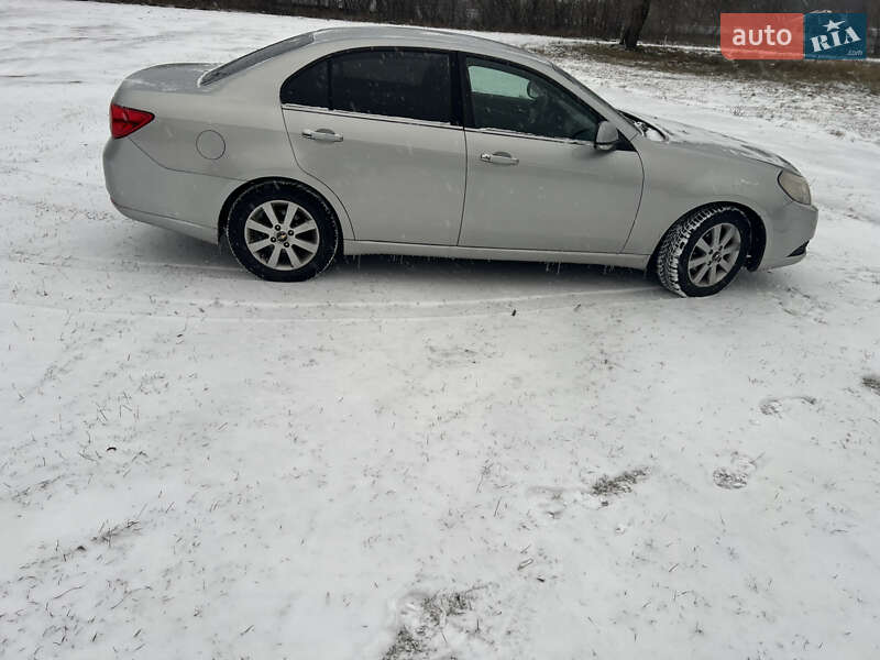 Седан Chevrolet Epica 2009 в Дубровице