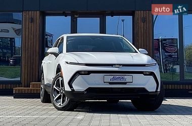 Внедорожник / Кроссовер Chevrolet Equinox EV 2024 в Киеве