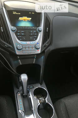 Внедорожник / Кроссовер Chevrolet Equinox 2011 в Днепре
