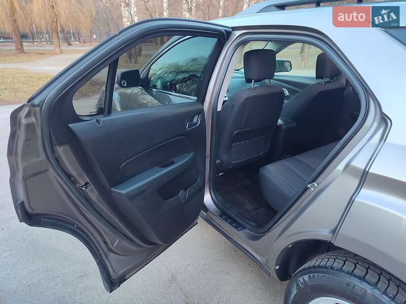 Позашляховик / Кросовер Chevrolet Equinox 2010 в Києві