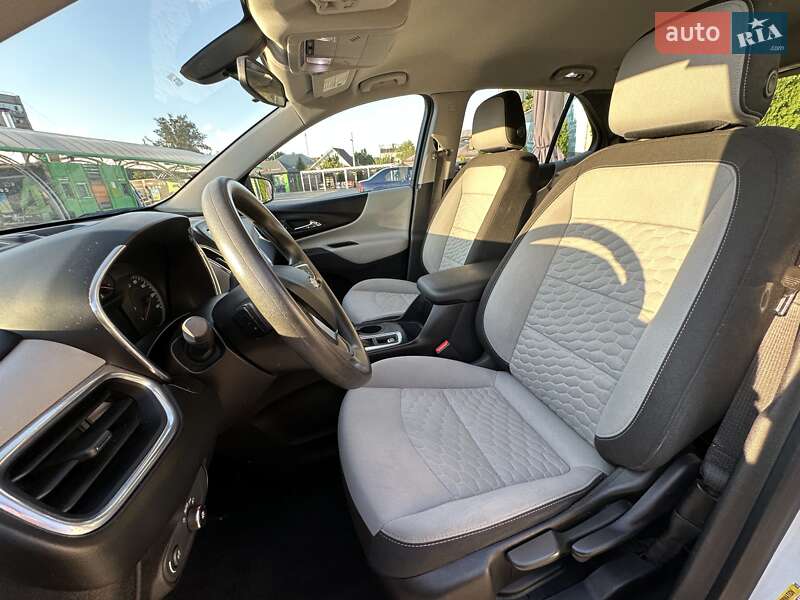 Внедорожник / Кроссовер Chevrolet Equinox 2017 в Кропивницком