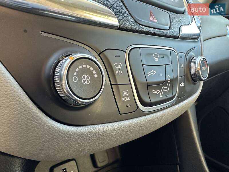 Внедорожник / Кроссовер Chevrolet Equinox 2017 в Кропивницком