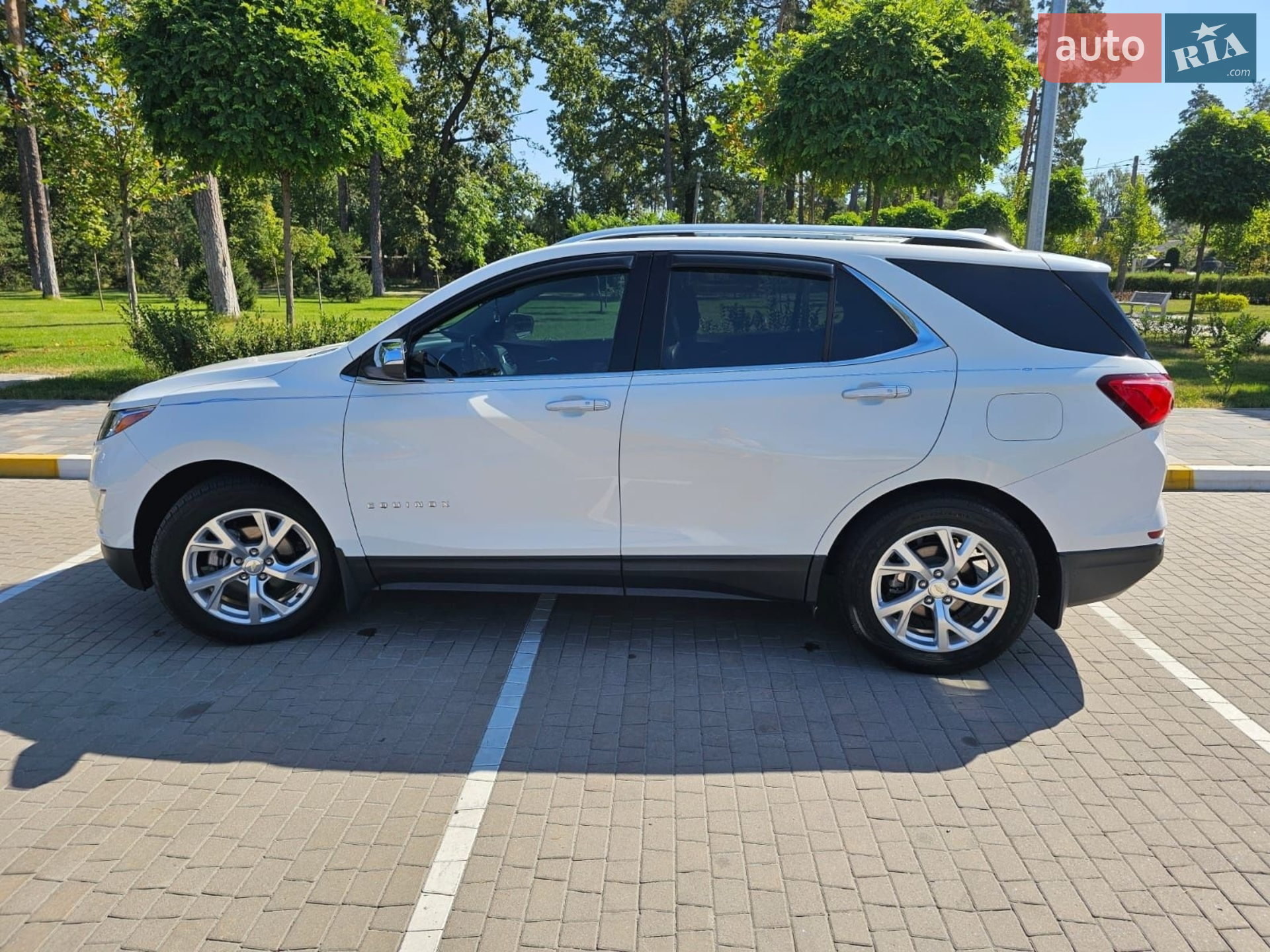 2018 Chevrolet Equinox - фото 1