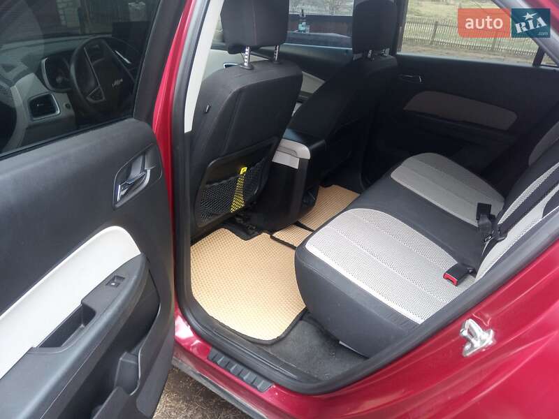 Внедорожник / Кроссовер Chevrolet Equinox 2010 в Смеле