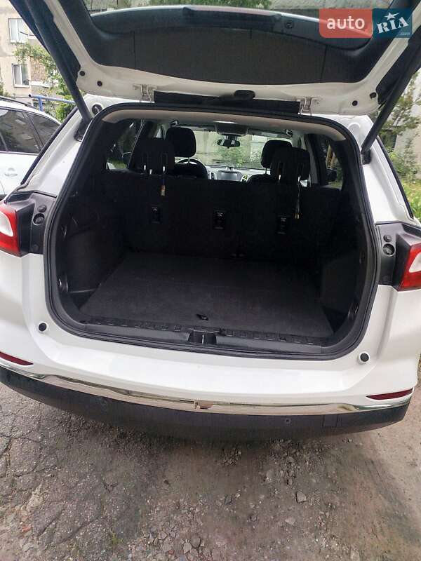 Внедорожник / Кроссовер Chevrolet Equinox 2018 в Терновке фото 18 Внедорожник / Кроссовер Chevrolet Equinox 2018 в Терновке