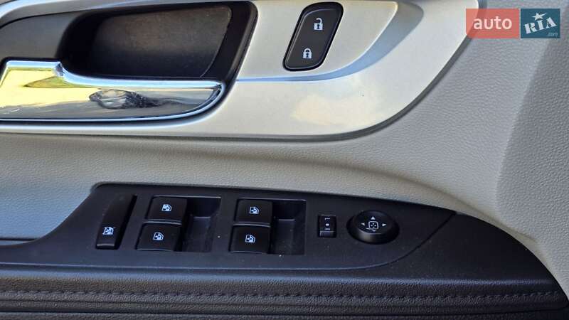 Позашляховик / Кросовер Chevrolet Equinox 2013 в Самборі