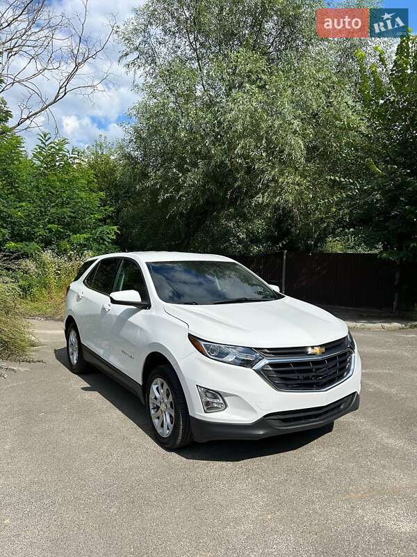 Внедорожник / Кроссовер Chevrolet Equinox 2020 в Киеве