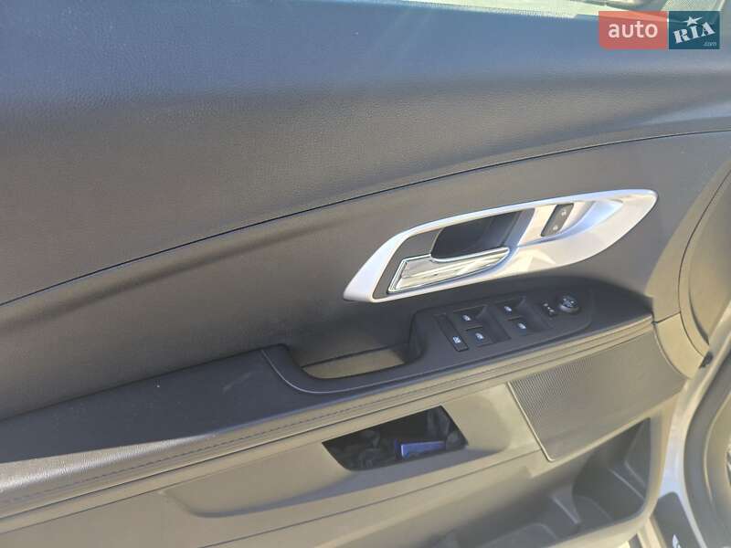 Позашляховик / Кросовер Chevrolet Equinox 2015 в Броварах фото 10 Позашляховик / Кросовер Chevrolet Equinox 2015 в Броварах