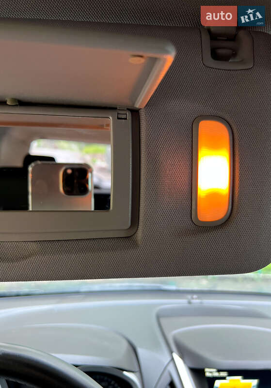 Позашляховик / Кросовер Chevrolet Equinox 2015 в Києві