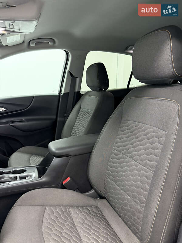 Внедорожник / Кроссовер Chevrolet Equinox 2017 в Одессе