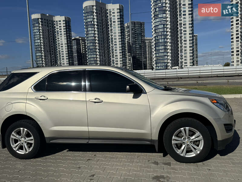 Внедорожник / Кроссовер Chevrolet Equinox 2016 в Киеве