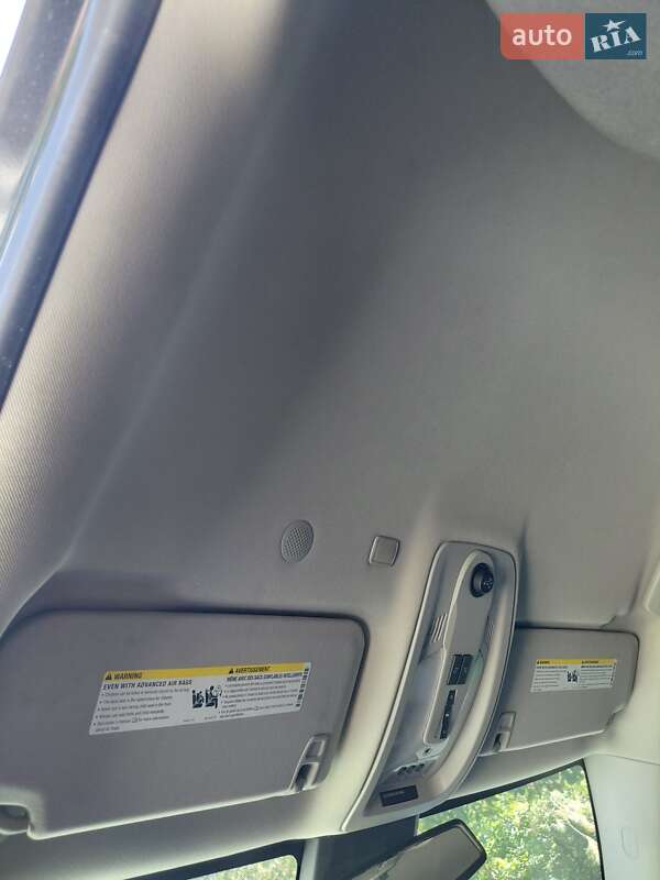 Позашляховик / Кросовер Chevrolet Equinox 2017 в Києві фото 19 Позашляховик / Кросовер Chevrolet Equinox 2017 в Києві